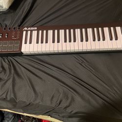 Alesis  Medi Keyboard 49 Key