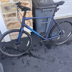Giant Escape Size XL hybrid