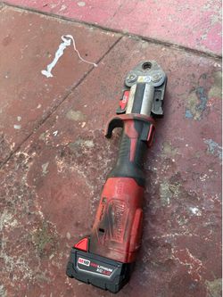 Milwaukee 2922-22 M18 FORCE LOGIC Press Tool With ONE-KEY 1/2 to 2 in CTS Jaws, 1/2 to 4 in Capacity, 18 V, M18 REDLITHIUM CP2.0 Battery