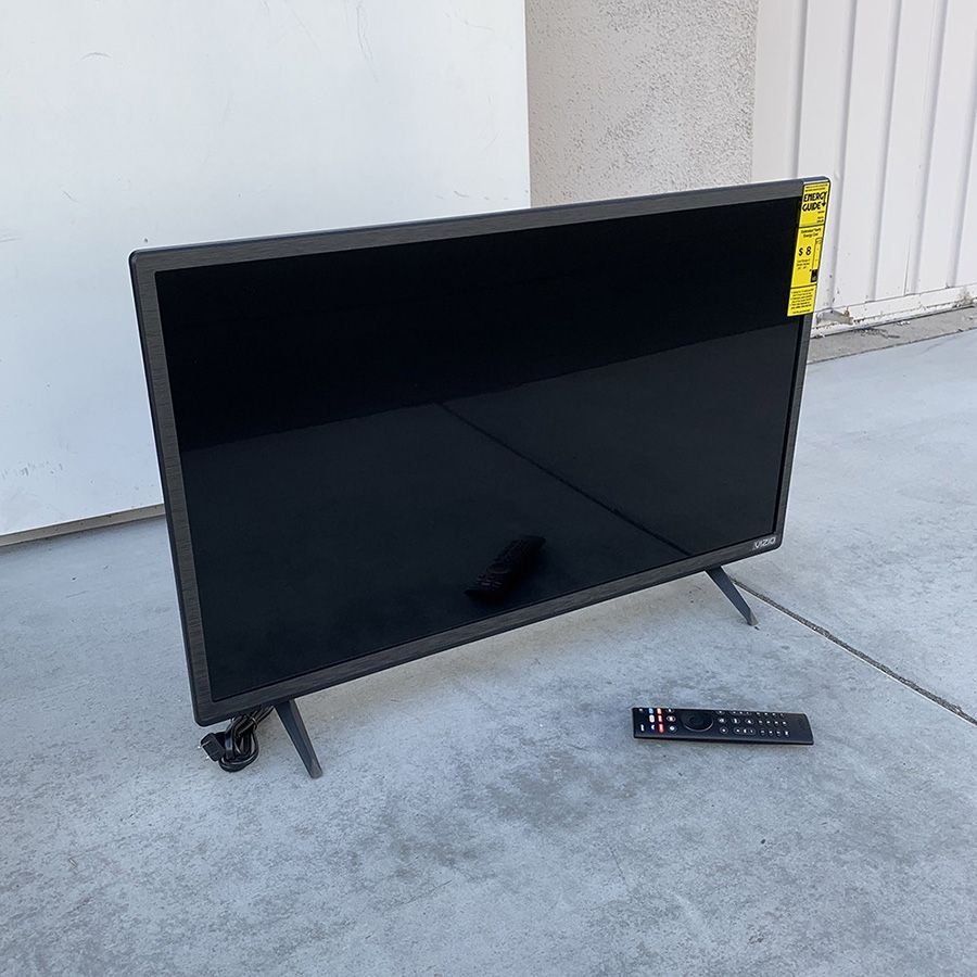 (NEW) $90 VIZIO 32” Smart TV D-Series 720p Apple AirPlay, Chromecast Built-in, Screen Mirroring (D32h-J09)