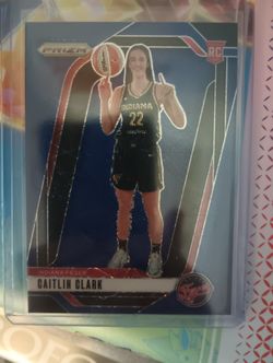 2024 Panini Prizm WNBA #145 Caitlin Clark Blue Velocity Rookie Card