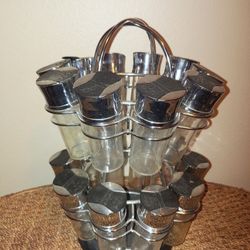 Revolving Spice Organizer