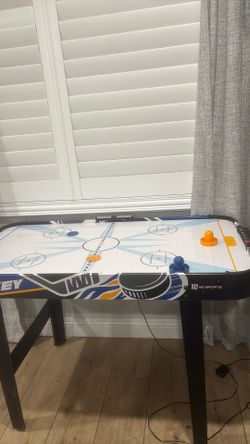 Air hockey game