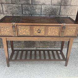 “suitcase” sofa table 