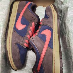 Nike SB Dunk Low Pro (Baroque Brown/Adobe-Midnight Navy) 9.5 Mem