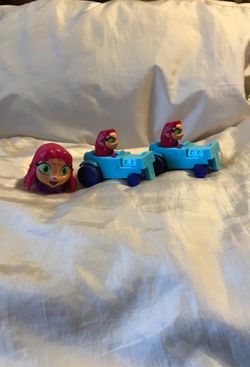 2017 McDonalds Teen Titans starfire and Sonics