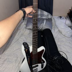 Ibanez 4 String Bass Guitar Comes With Carry On Bag And Amp  