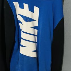 Nike Boys xL Size Jacket With Hoodie 
