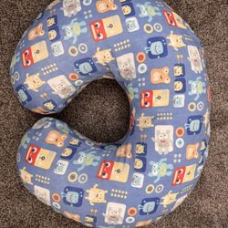 Boppy Nursing Pillow And Cover