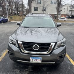2019 Nissan Pathfinder Sv