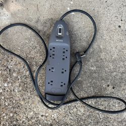 8 Outlet Belkin Surge Protector