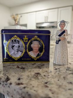 QE2 Kurt Adler figure ornament and English Breakfast Tea box
