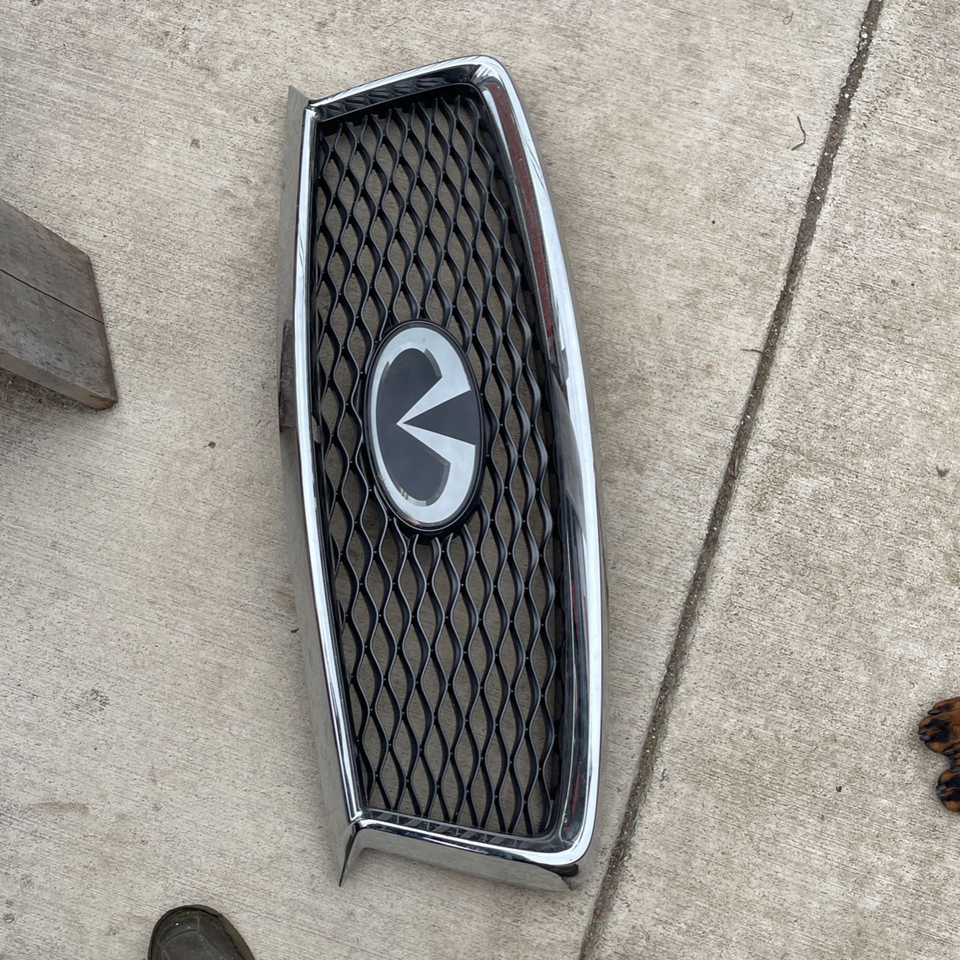 2016 Infinity Qx60 Front Grille