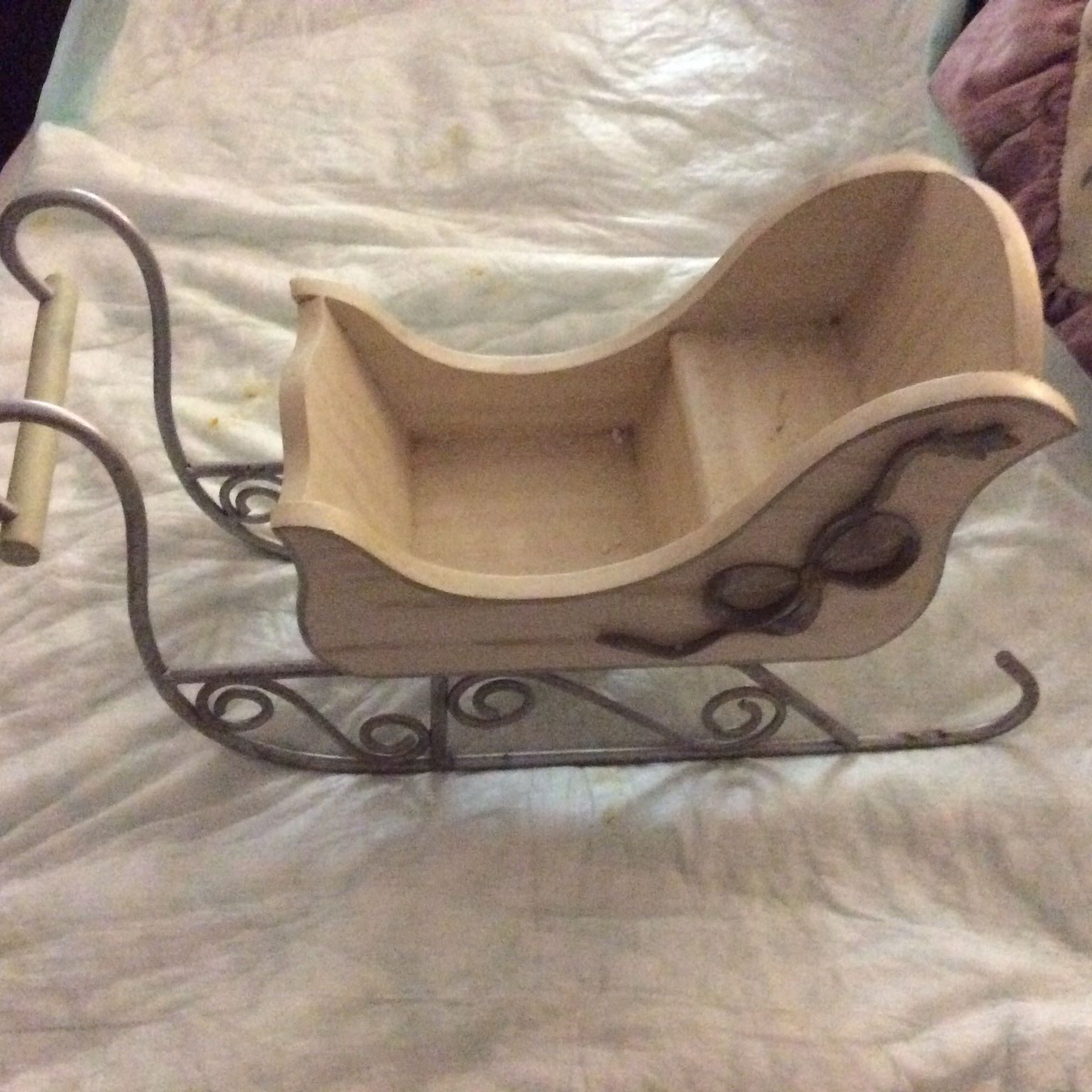 Heavy Wood/Resin/Metal Sleigh