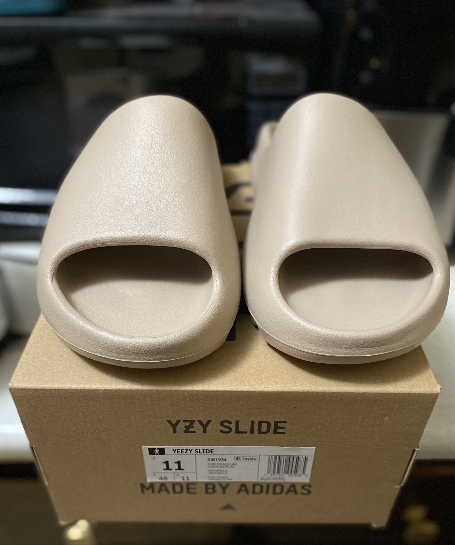 Yeezy Slide “Pure” Sz 11