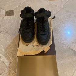 Louis Vuitton Shoes Size 10 1/2