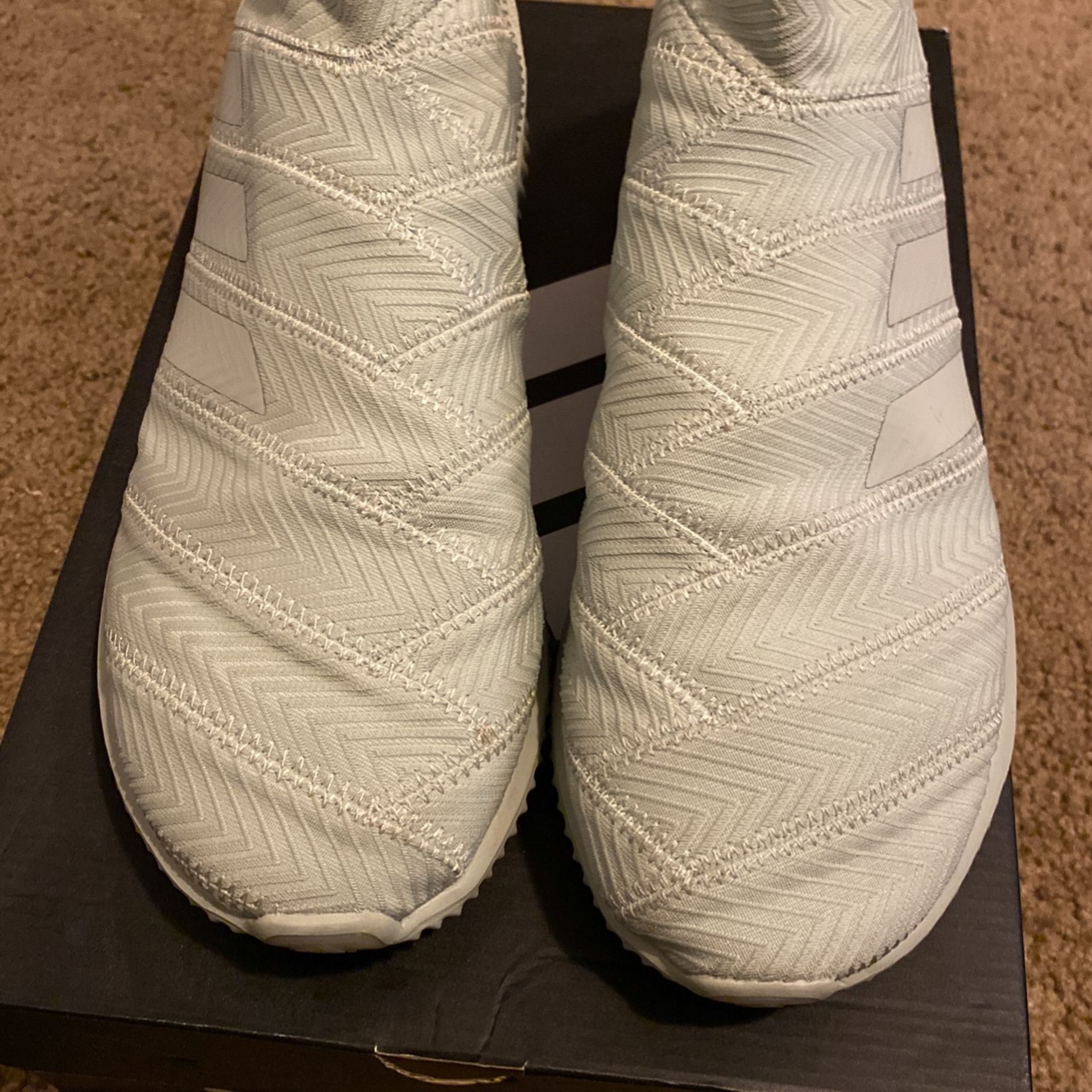 Nemeziz Tango 18.1 TR (Size 9.5)