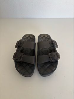 Balenciaga slides size 9 women