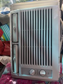 Window AC unit