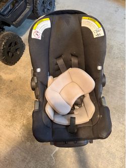 Nuna Car Seat with Base
