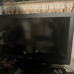 37” LG Tv