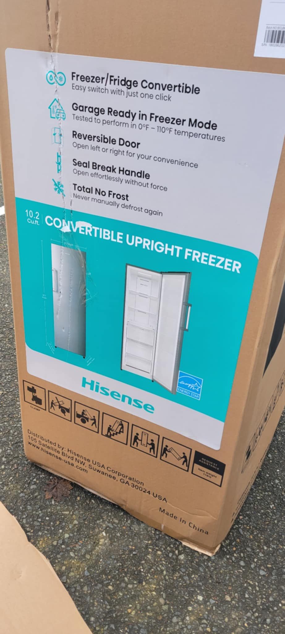 New Hisense upright refrigerator or freezer