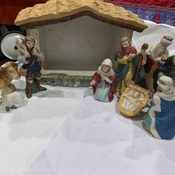 VINTAGE 10PC. NATIVITY FIGURES AND MANGER