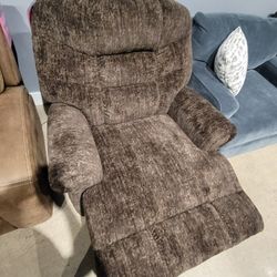 Brown COMFY Recliner 