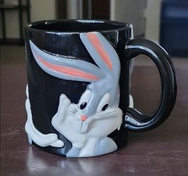 Warner Bros WB Looney Tunes Bugs Bunny 1995 Black Ceramic Mug