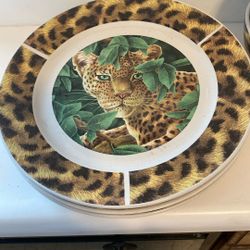 Leopard Set Of Dishes. Four Plates, two bones.