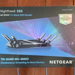 Nighthawk X6S AC3000 Tri-Band WiFi Router