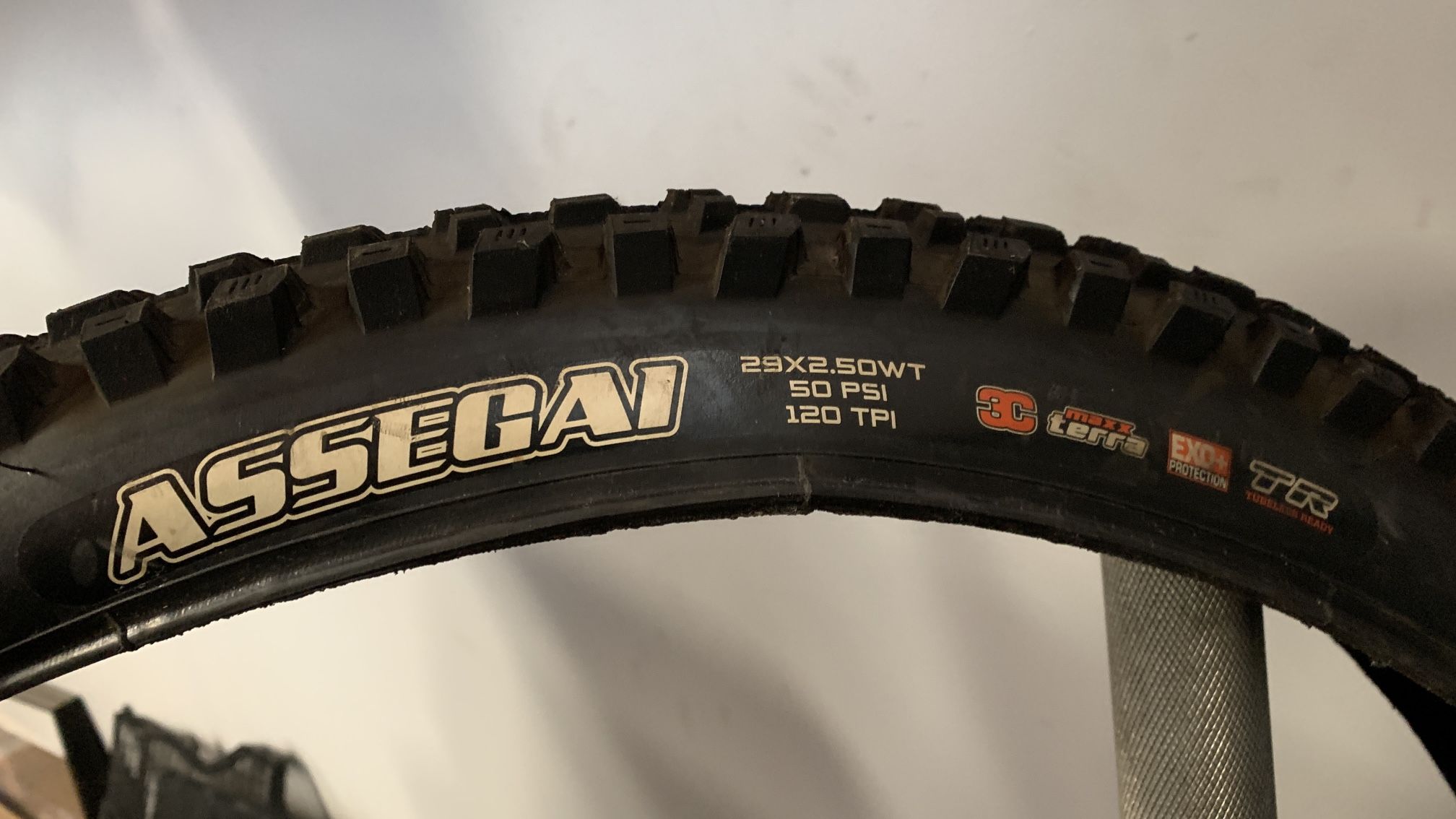 Maxxis Assegai 29” 3C EXO+ 2.5” Tires Tubeless