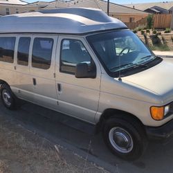 2005 E350