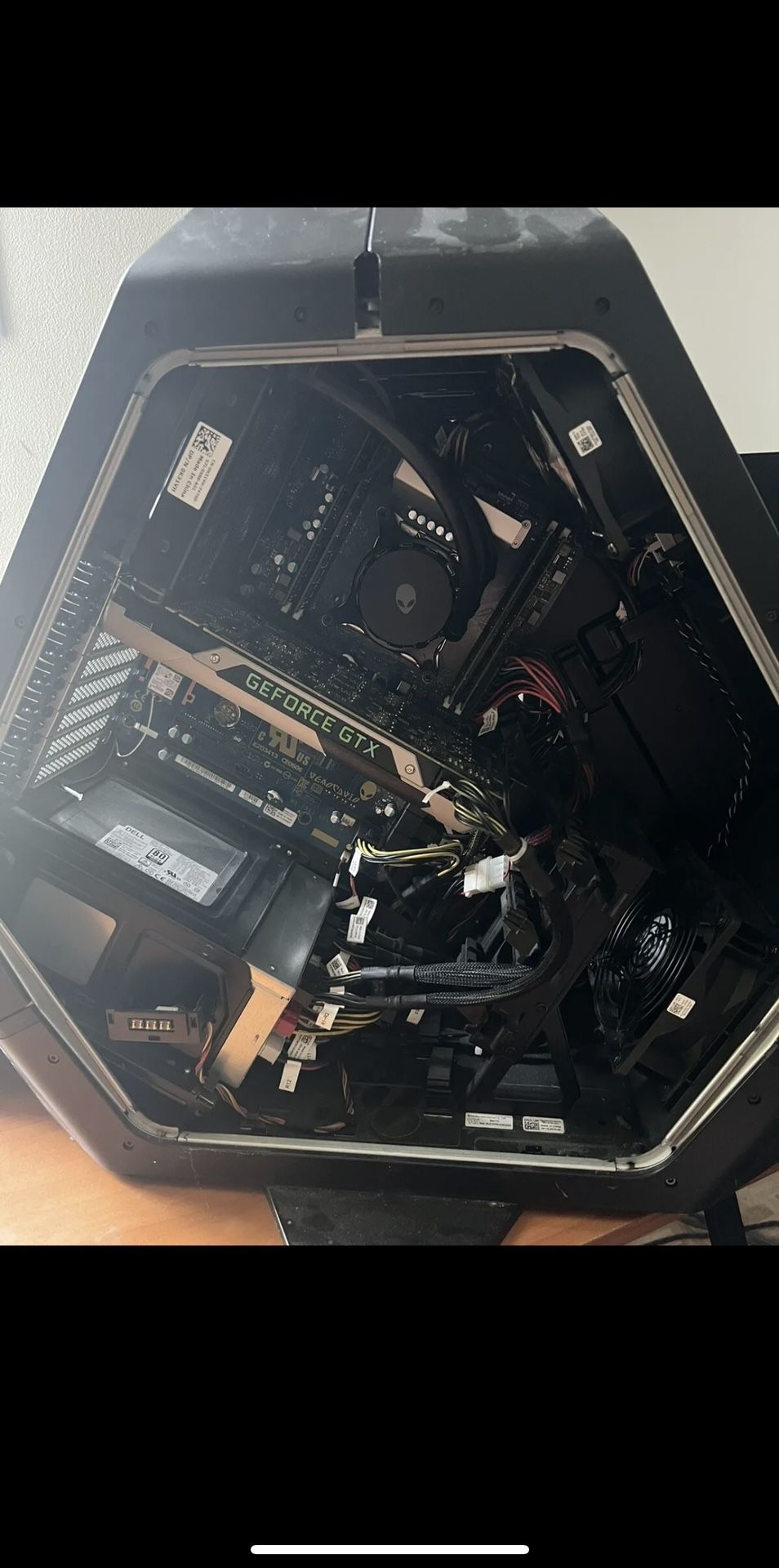 Alienware Area 51 R2 for Sale in Chicago, IL OfferUp