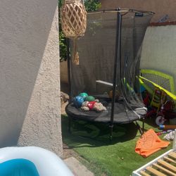 Trampoline