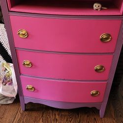 3 Drawer Dresser And Full Size Bedframe