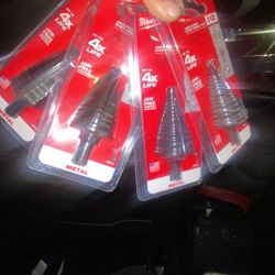 Milwaukee Uni Metal Bites