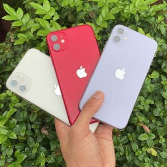 ๐ iPhone 11: Still a Classic, Still a Beast ๐ช๐ฑ