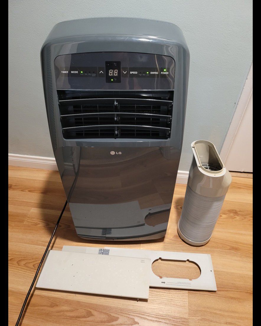 Portable AC 12000 BTU Made By LG In Excellent Condition