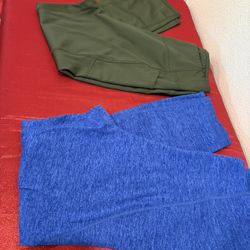 Set Of 2 Women’s Leggings Size Medium  - Simi Valley 