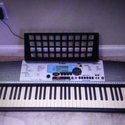 Electronic  Keyboard Yamaha 