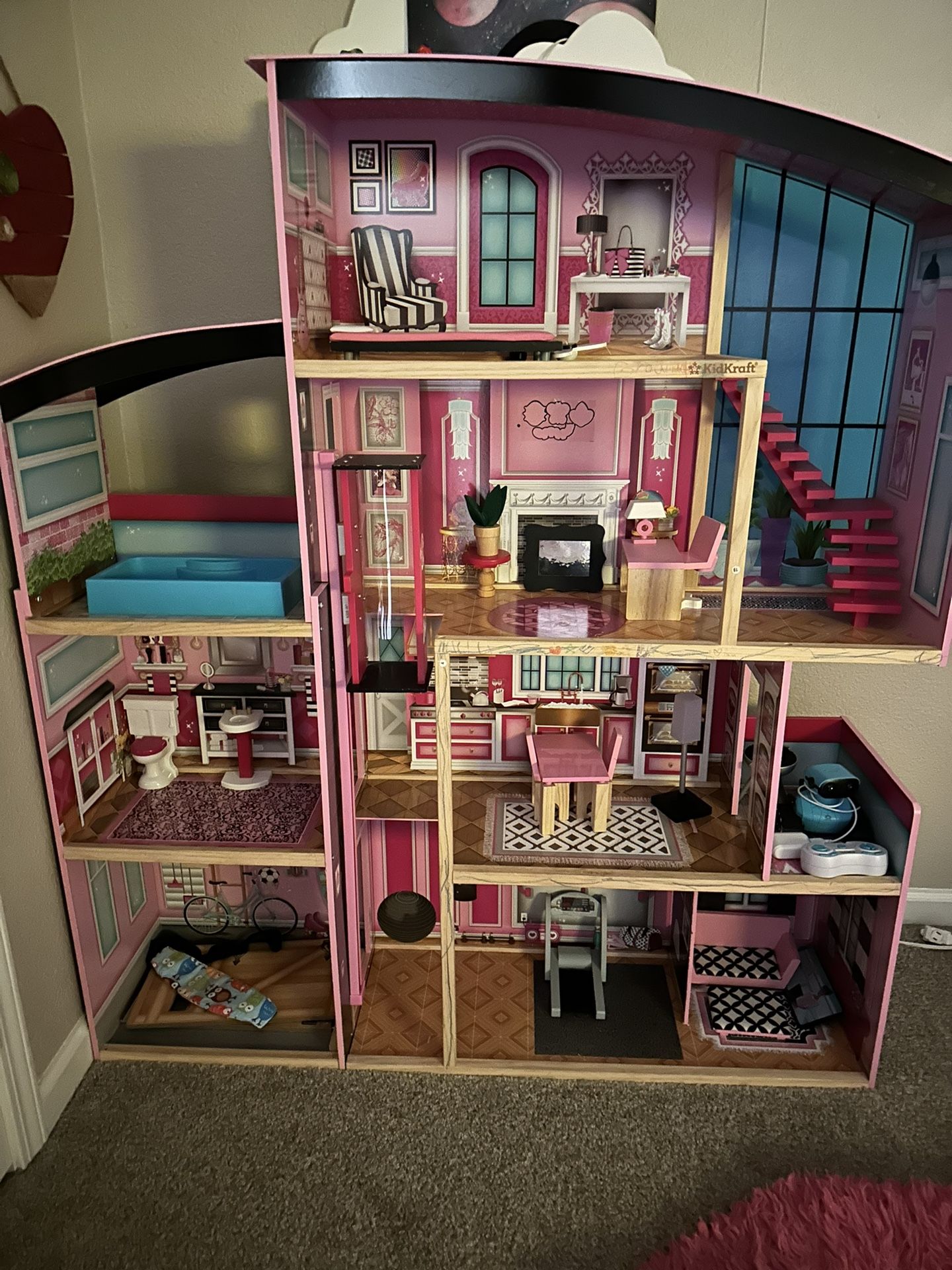 4 Foot Doll House With Furniture 