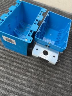 Carlon 3-Gang 55 cu. in. Electrical PVC Old Work Electrical Switch and Outlet Box (B355R)