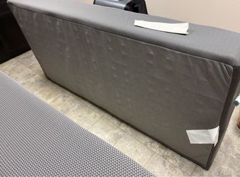 King Mattress Firm Waterfall BoxSpringds