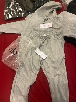 Alo yoga  jacket set cuffed bottom