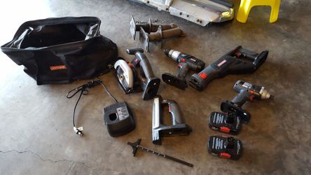 Craftsman power tool set