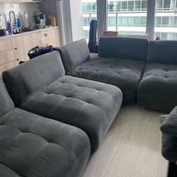 Module Sectional Couch 