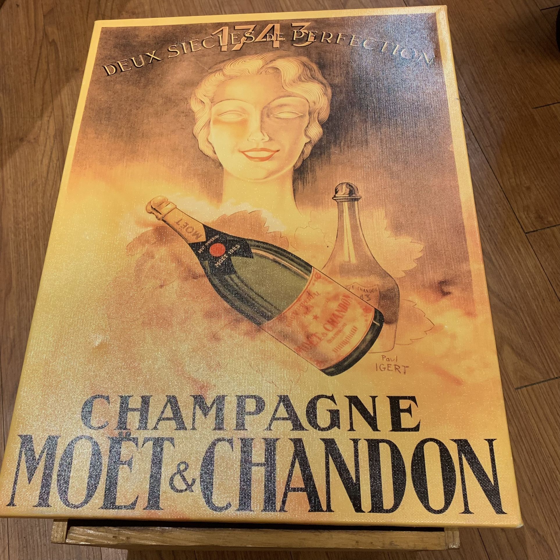 Vintage Champagne Moet & Chandon Canvas
