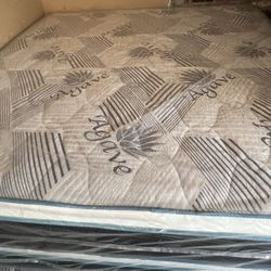 King Pillow Top Mattress