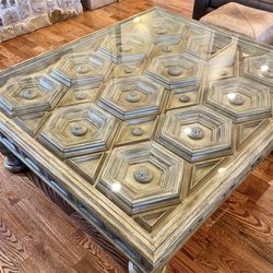 Gorgeous Huge COFFEE/COCKTAIL TABLE By Bernhardt- ReducedPrice!!!  